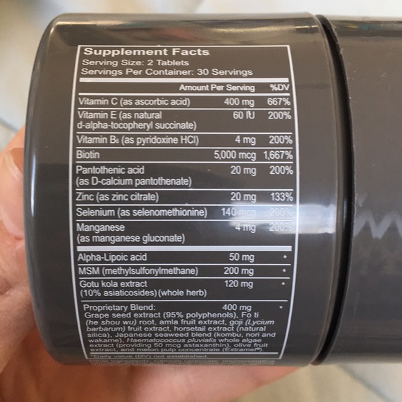 2 HSN IT WORKS!! Hair Skin & Nails! Unopened - Picture 4 of 6